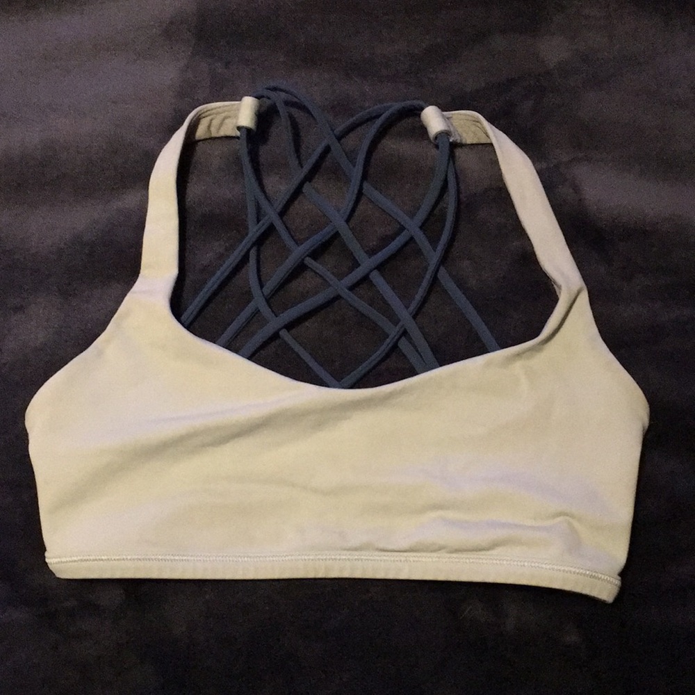 Lululemon sports bra